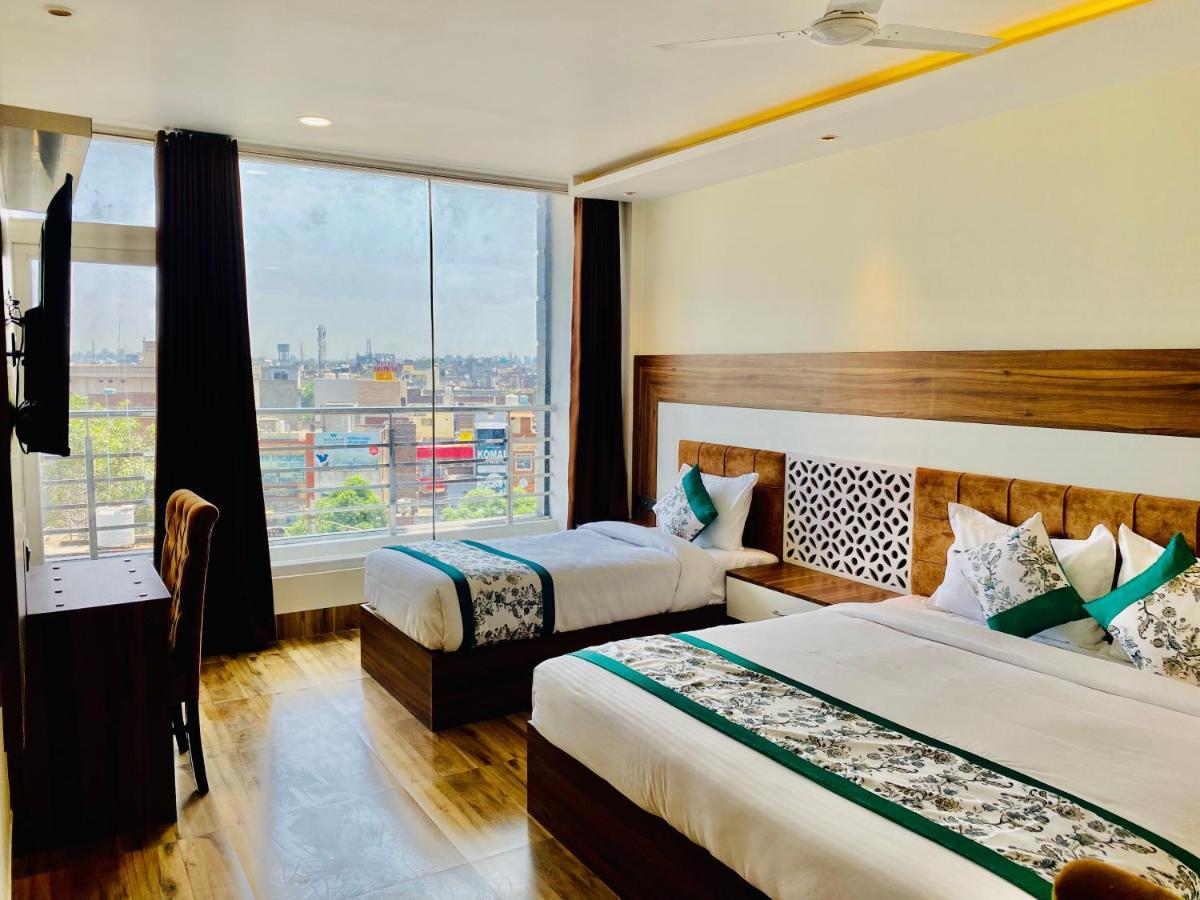 Hotel White House By An Hotels - Walking Distance From Golden Temple Amritsar Exteriér fotografie