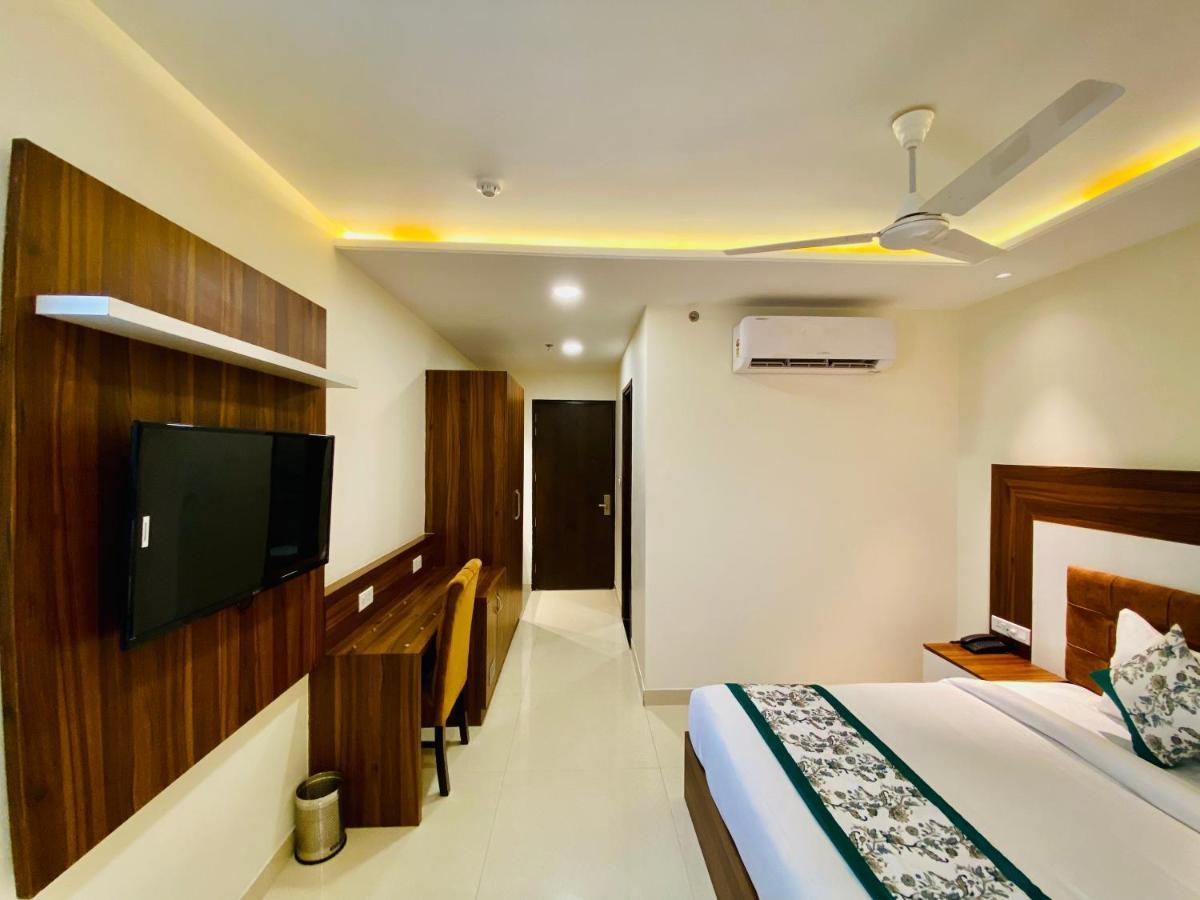 Hotel White House By An Hotels - Walking Distance From Golden Temple Amritsar Exteriér fotografie