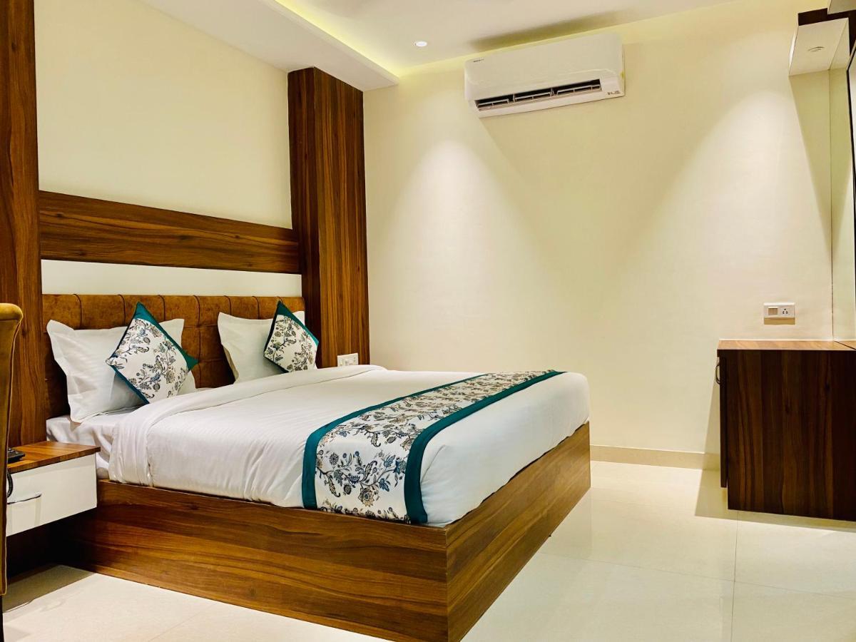 Hotel White House By An Hotels - Walking Distance From Golden Temple Amritsar Exteriér fotografie