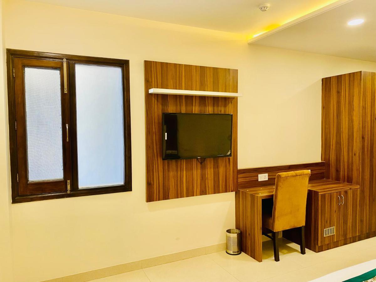Hotel White House By An Hotels - Walking Distance From Golden Temple Amritsar Exteriér fotografie
